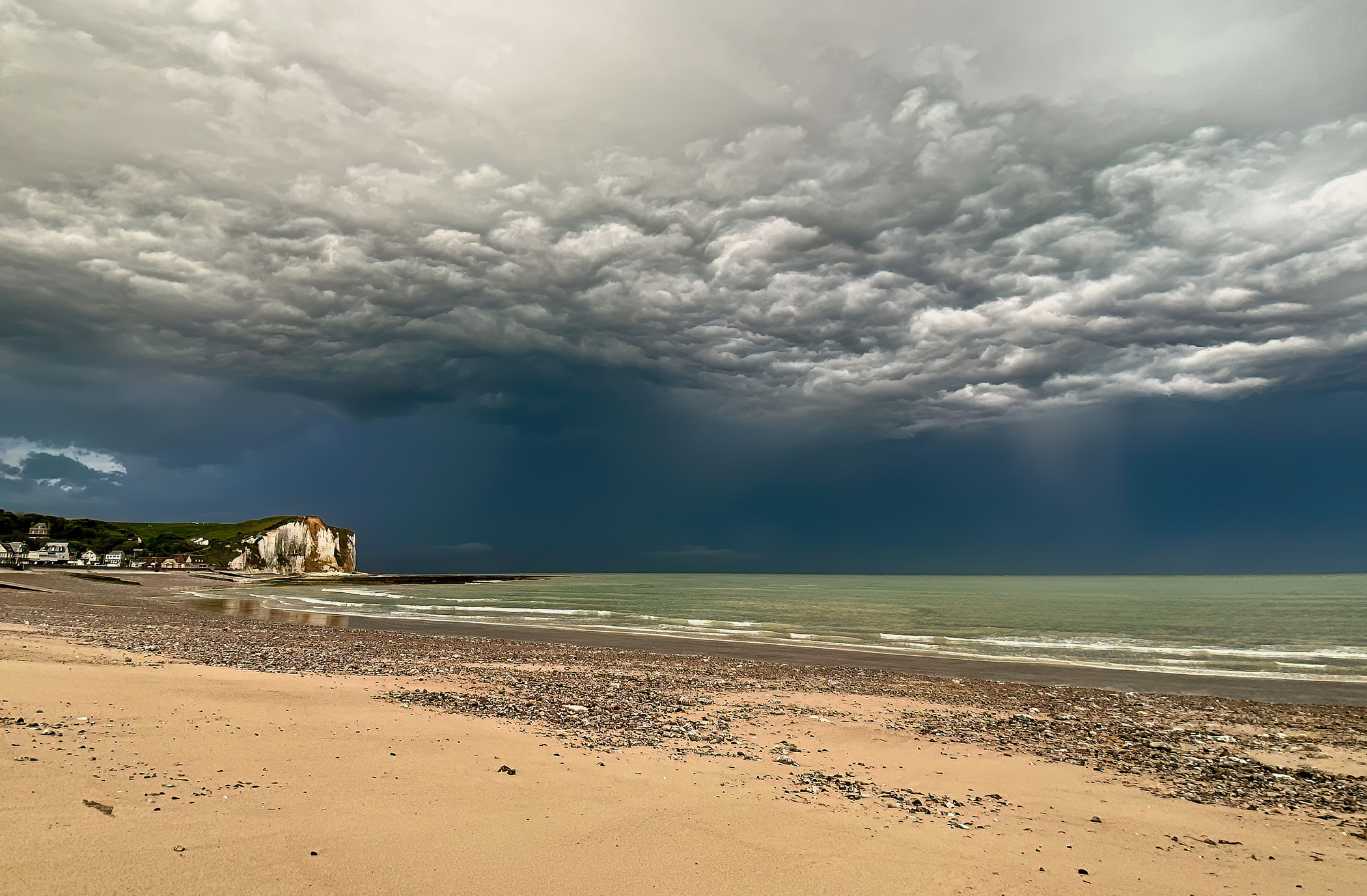 Orage sur la Côte d'Albâtre • Photo © Stéphane l’Hôte